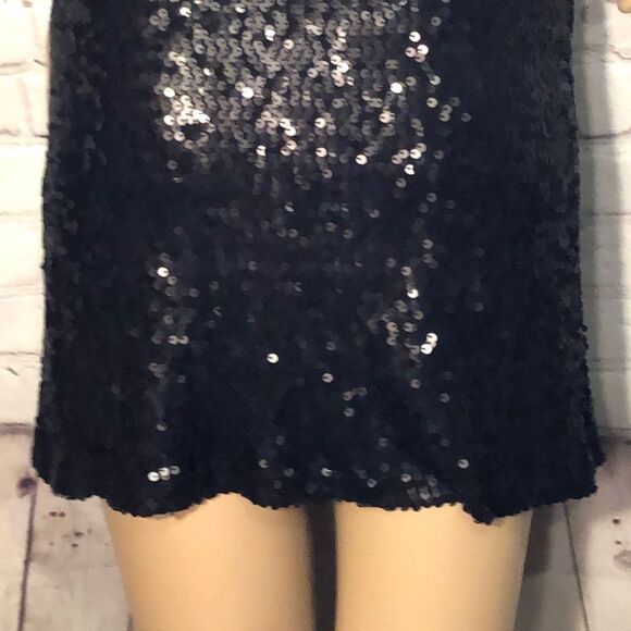 LC Lauren Conrad Black Sequined Skater Skirt Large EUC - Picture 7 of 9